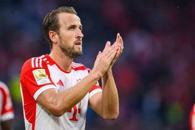 开云官网-凯恩重返赛场，比赛局势复杂首场状态出色，DWG观众沸腾！引发球迷热议的简单介绍