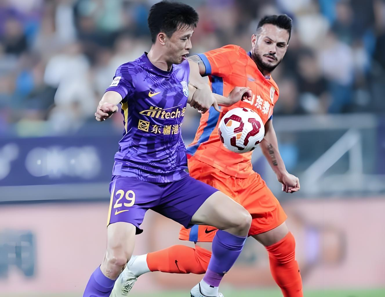 开云APP-包含清晨浙江队调整名单以备中超，防线松动环节打磨，态度坚定，团队化学反应显著的词条