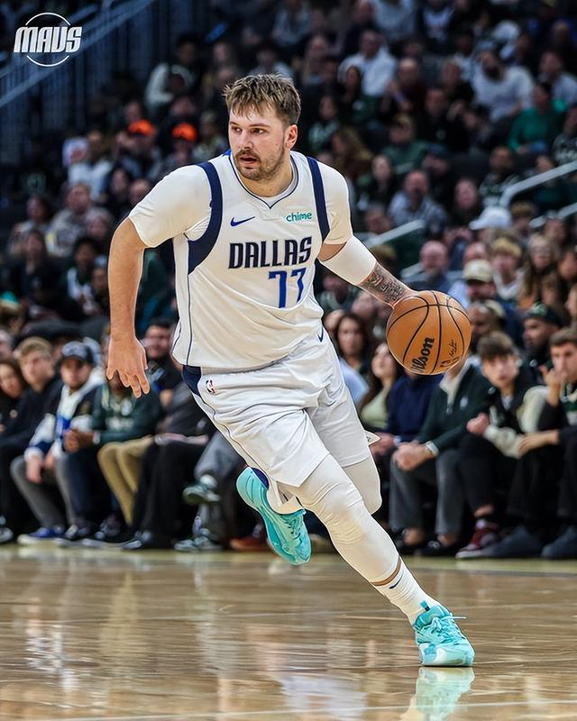 开云官网-包含清晨迈阿密热火调整名单以备欧冠，篮板制胜环节打磨，气氛紧张，数据趋势出现新变化的词条